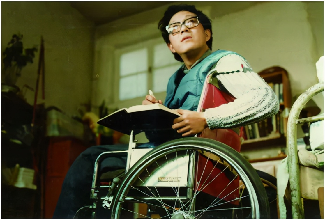 史铁生的逆境,史铁生在逆境中成长的故事