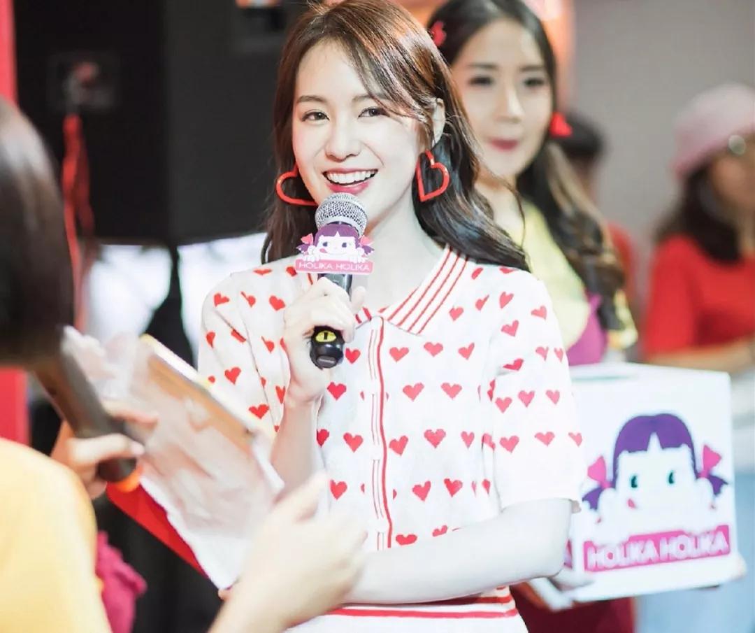 四百万粉丝眼中的“泰国最美初恋”长这样！看一眼就像谈了场恋爱