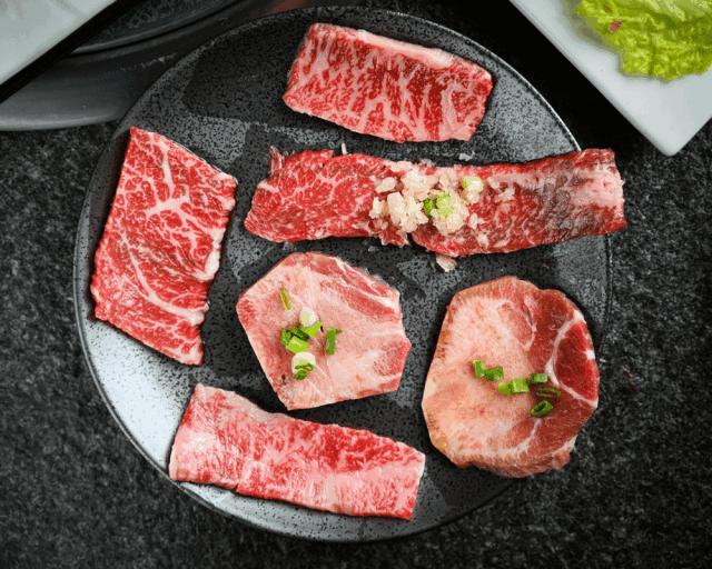 这家烤肉巨头新店开业就“爆店”!现在还能免费吃肉,这也太棒了