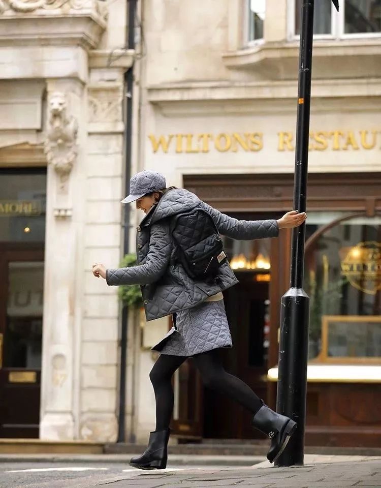 羽绒服太肥大太臃肿了怎么办,羽绒服穿肥点好还是瘦点好看