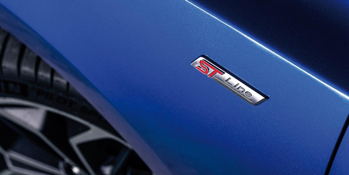 入局中级轿车之战，动态可变缸技术让福克斯“一招”致胜