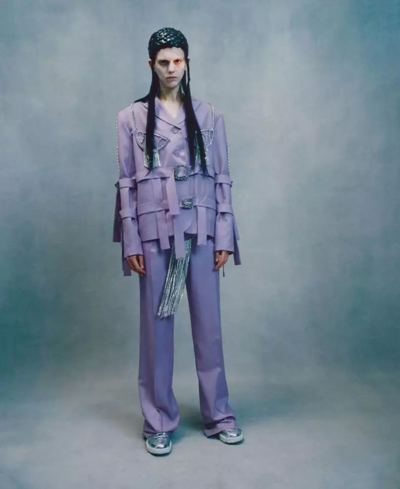 「布稀奇」和明星们的COS相比，你们万圣节的花手骷髅弱爆了