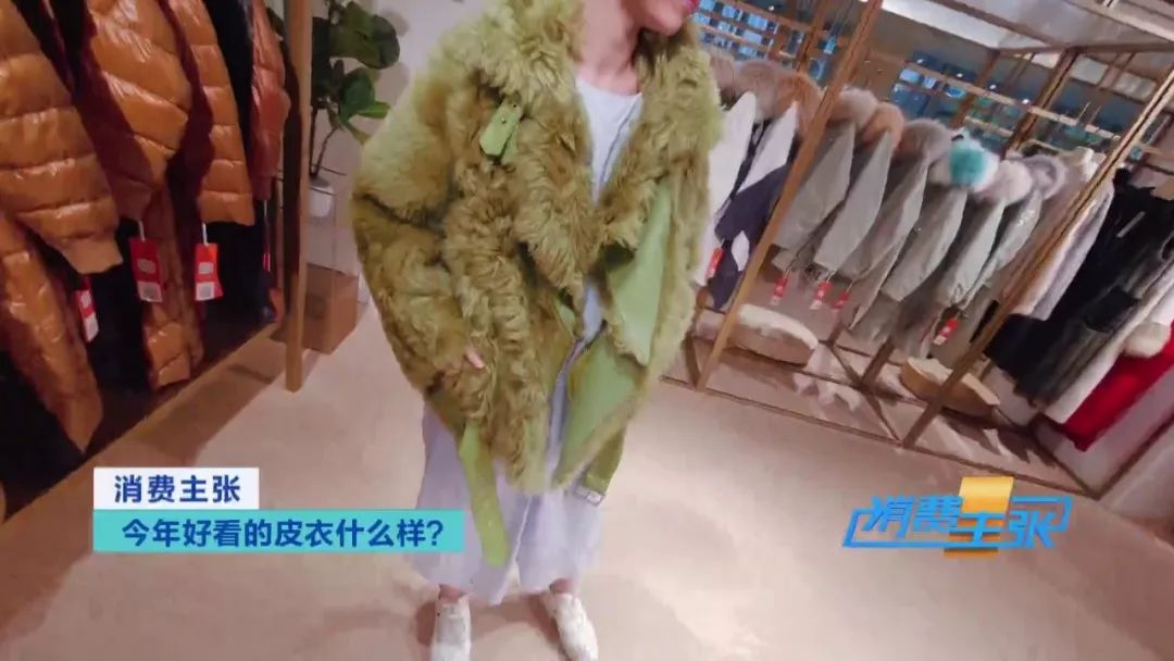 皮衣怎么穿都能穿出高级感,如何挑选适合冬季的皮衣款式