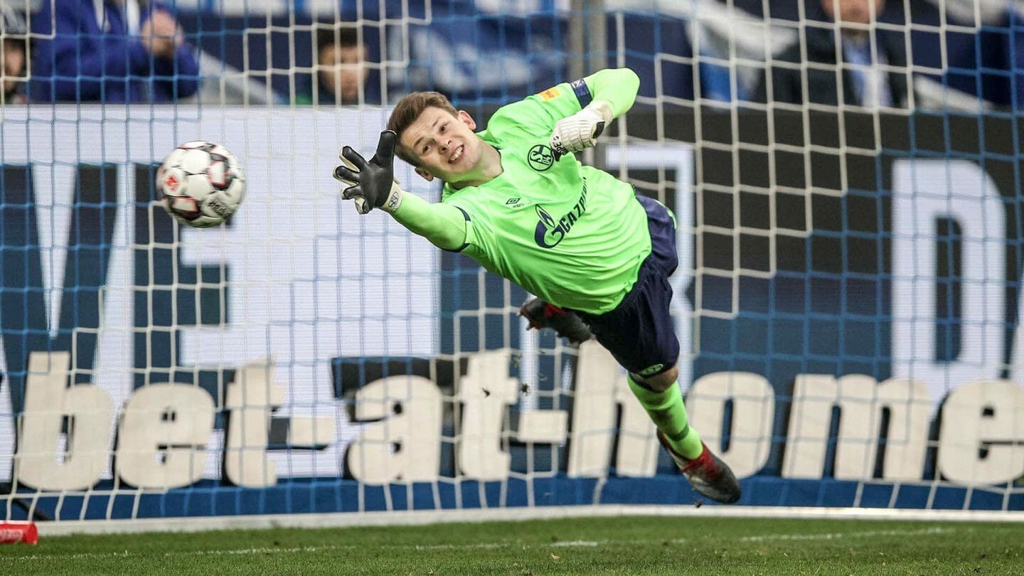 沙尔克终结连败,沙尔克0-2比赛视频