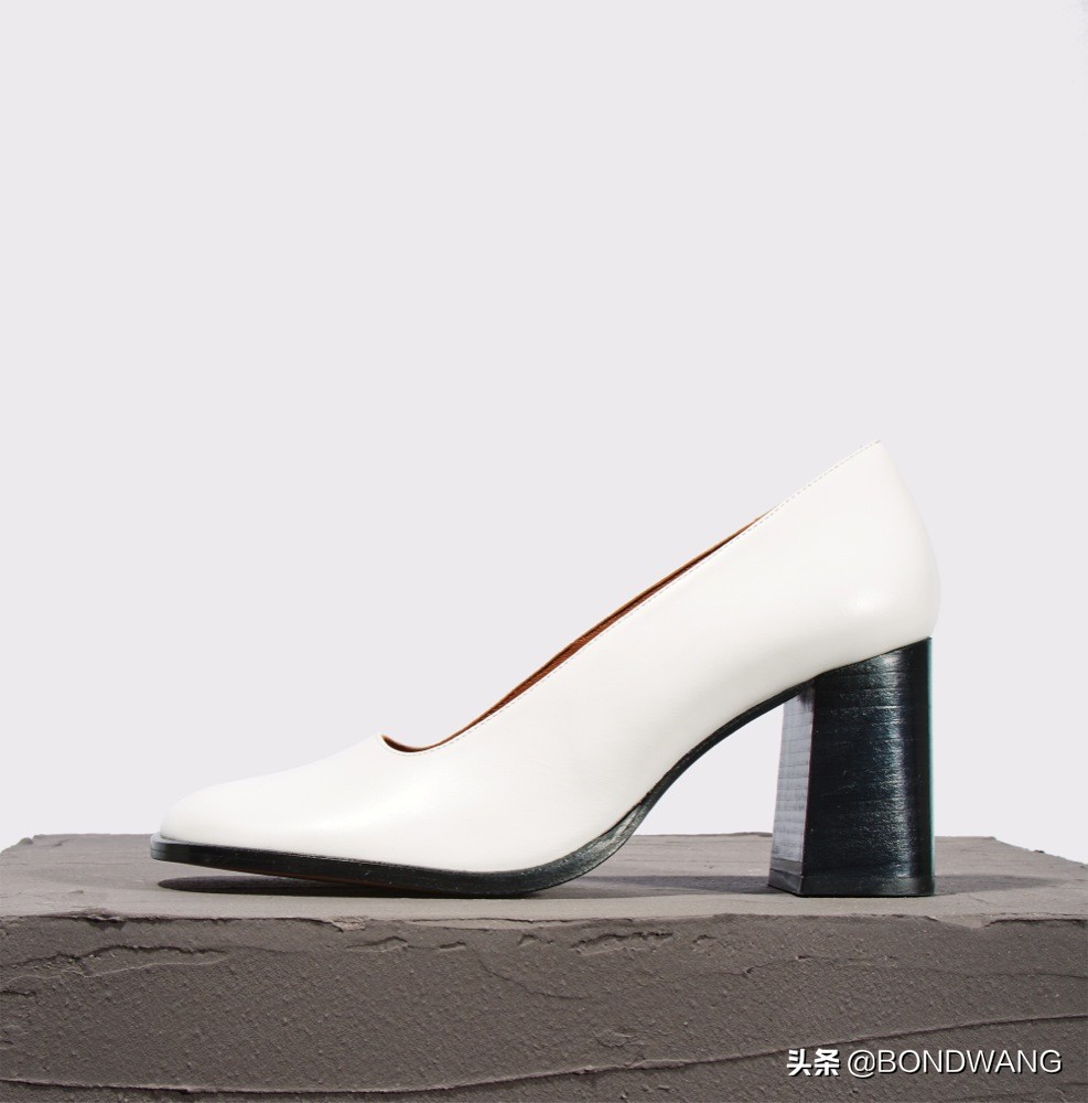 abra品牌鞋,为乔布斯设计logo的设计师