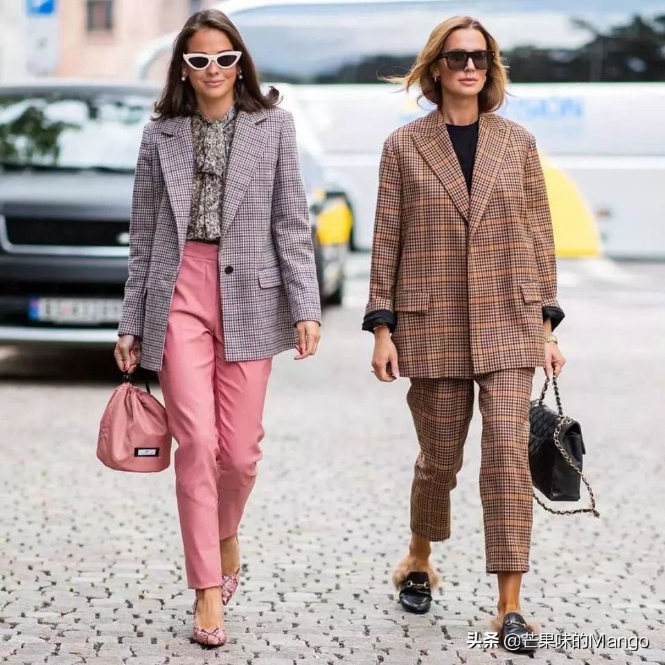 今年秋冬流行穿西装太时髦了,严肃刻板的西装如何穿才能更时髦