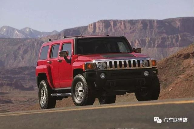 全球最霸气的十大越野车型,官员明星不敢买,油耗58升,可防枪击