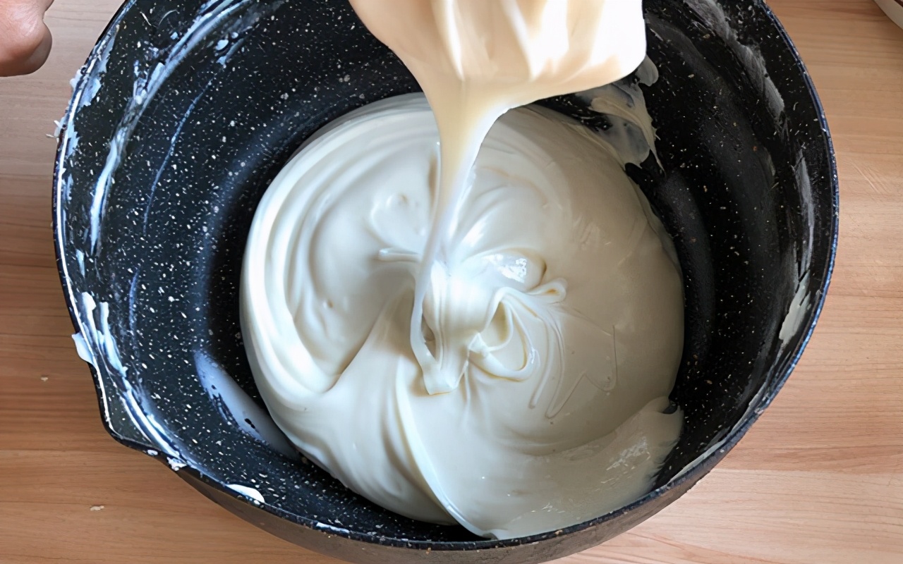 麻薯团最简单的做法,麻薯包爆浆现做