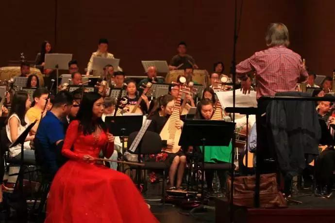 二胡初级自学教程免费,自学二胡需要多长时间