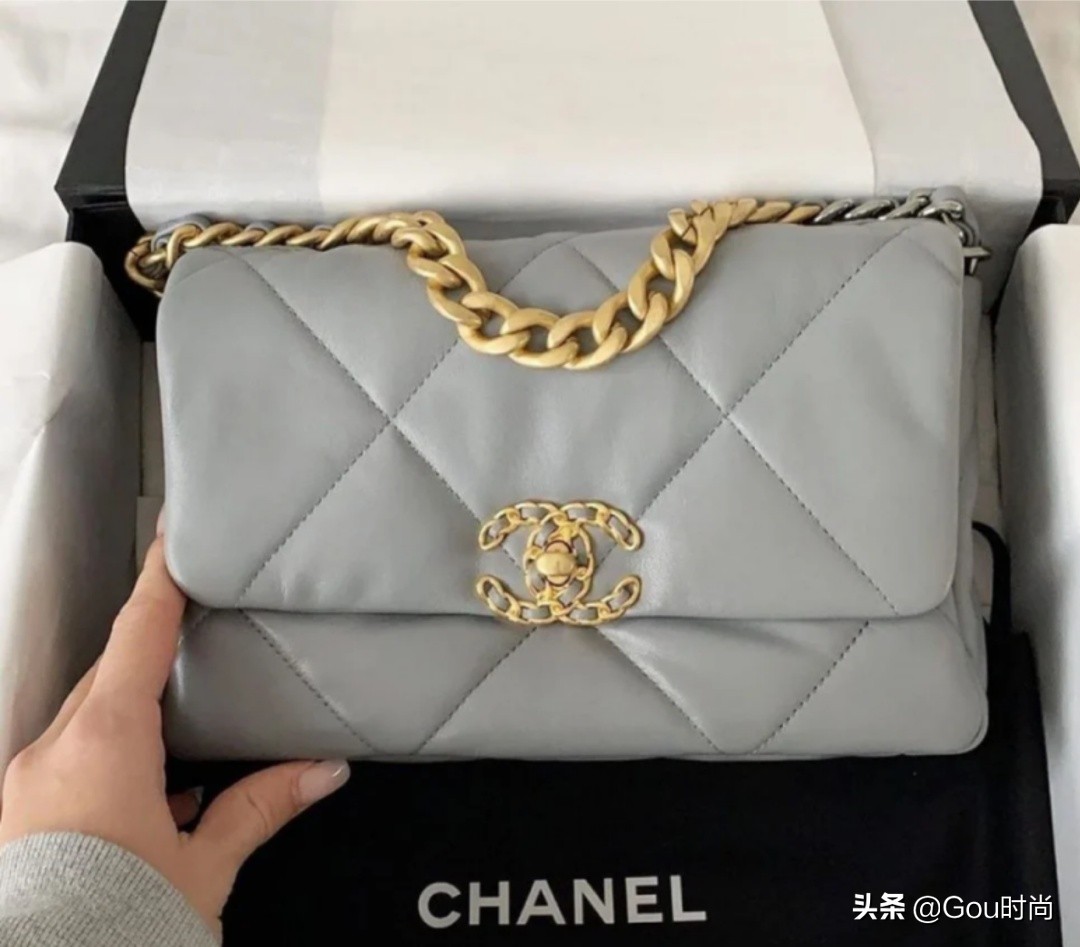 迪奥香奈儿lv为什么这么贵,香奈儿新款女包涨价