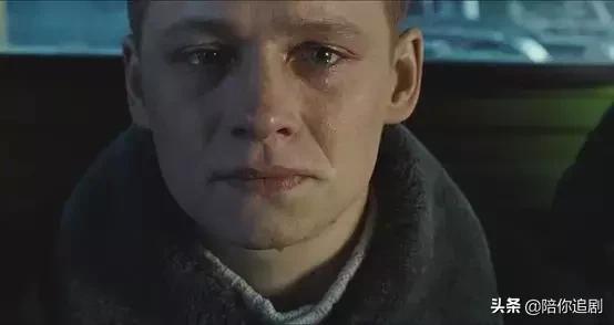 最适合躲在被子里看的电影,一部适合窝在被子里看的电影