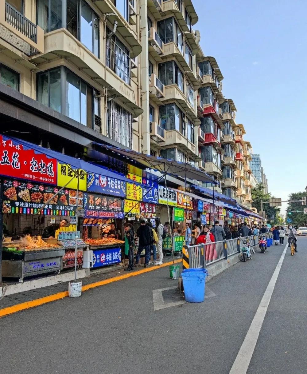 国庆到成都挑战味蕾安逸一趟,成都自由行3-4天建设路攻略