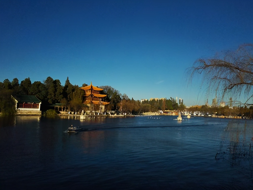 昆明市a级旅游景区有哪些,昆明旅游4a级景区有哪些