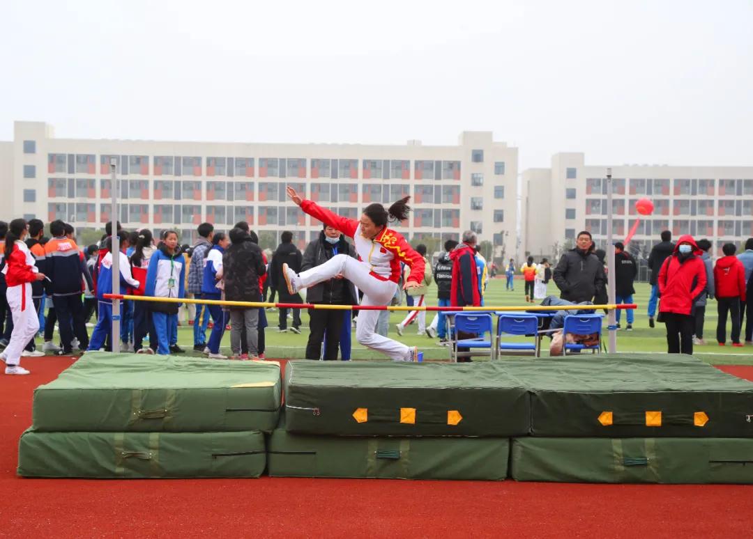 奔跑吧少年我校田径运动会开幕,奔跑吧少年全国中小学生运动会