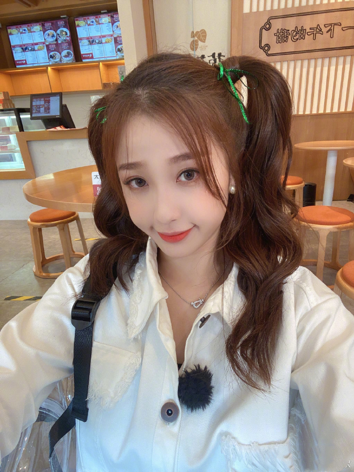 纯奶风化妆教程,如何get虞书欣同款妆容