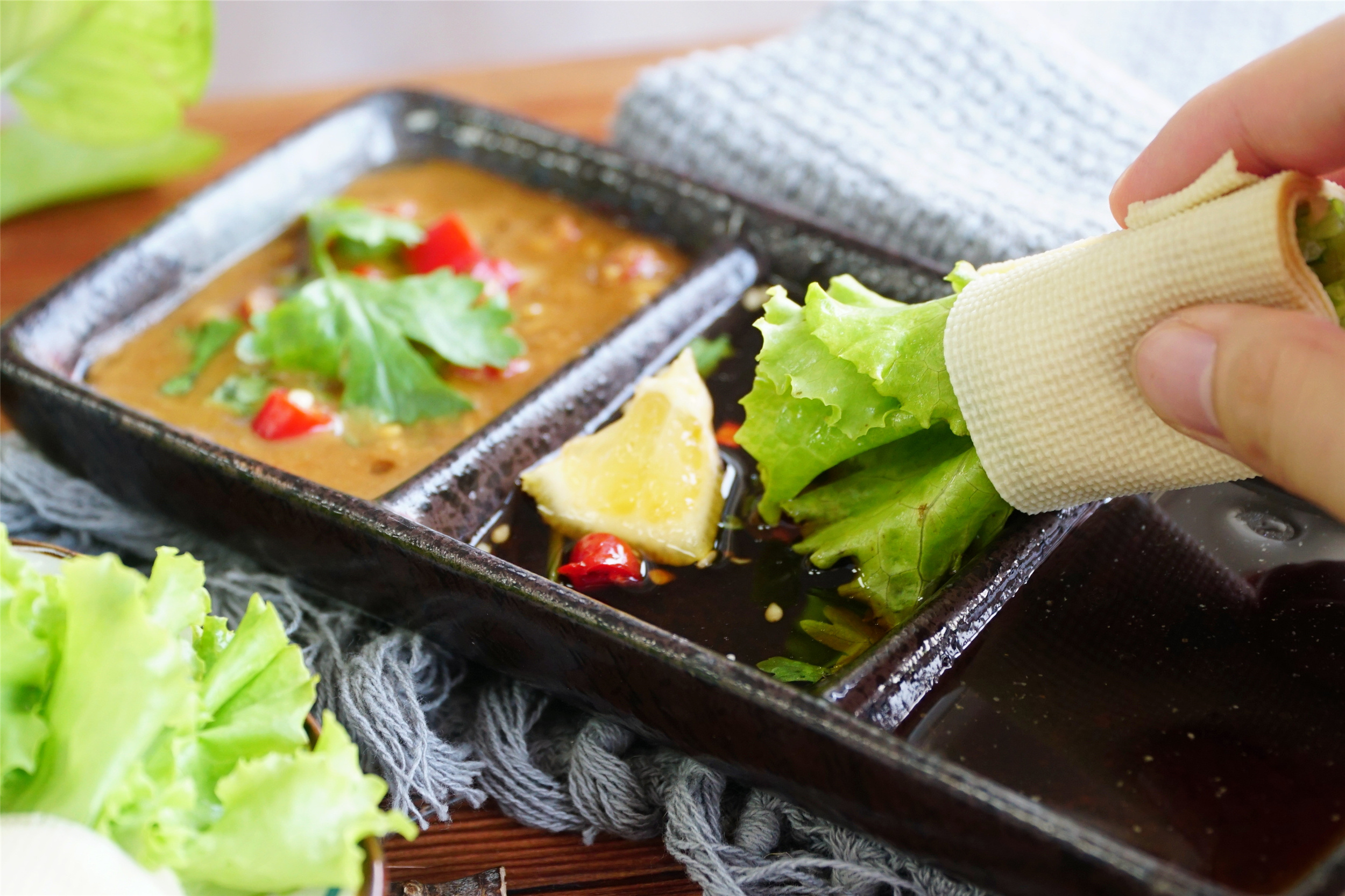 它是脂肪的天敌，豆皮卷一卷当饭吃，营养低卡，帮你渡过平台期