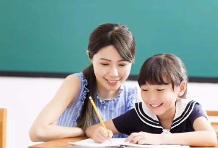 孩子经常反应迟钝是什么引起的,孩子智商低专注力差