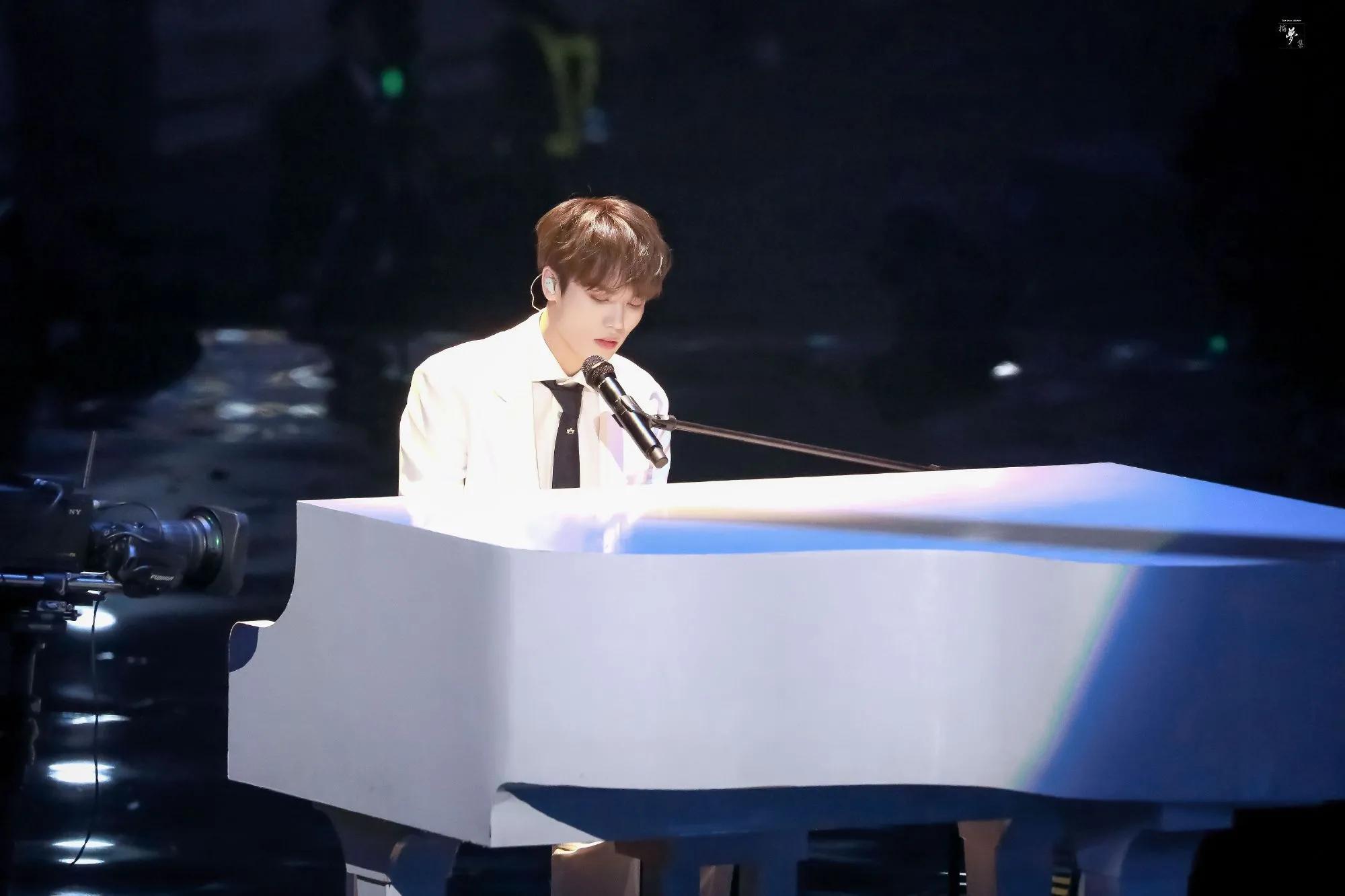 林彦俊刚出道rap,林彦俊c位秀粉丝视角