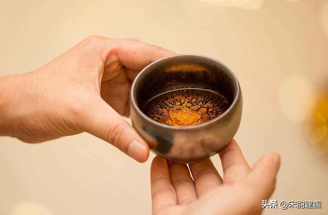 茶盏和建盏怎么区分好坏,建盏喝茶的优缺点