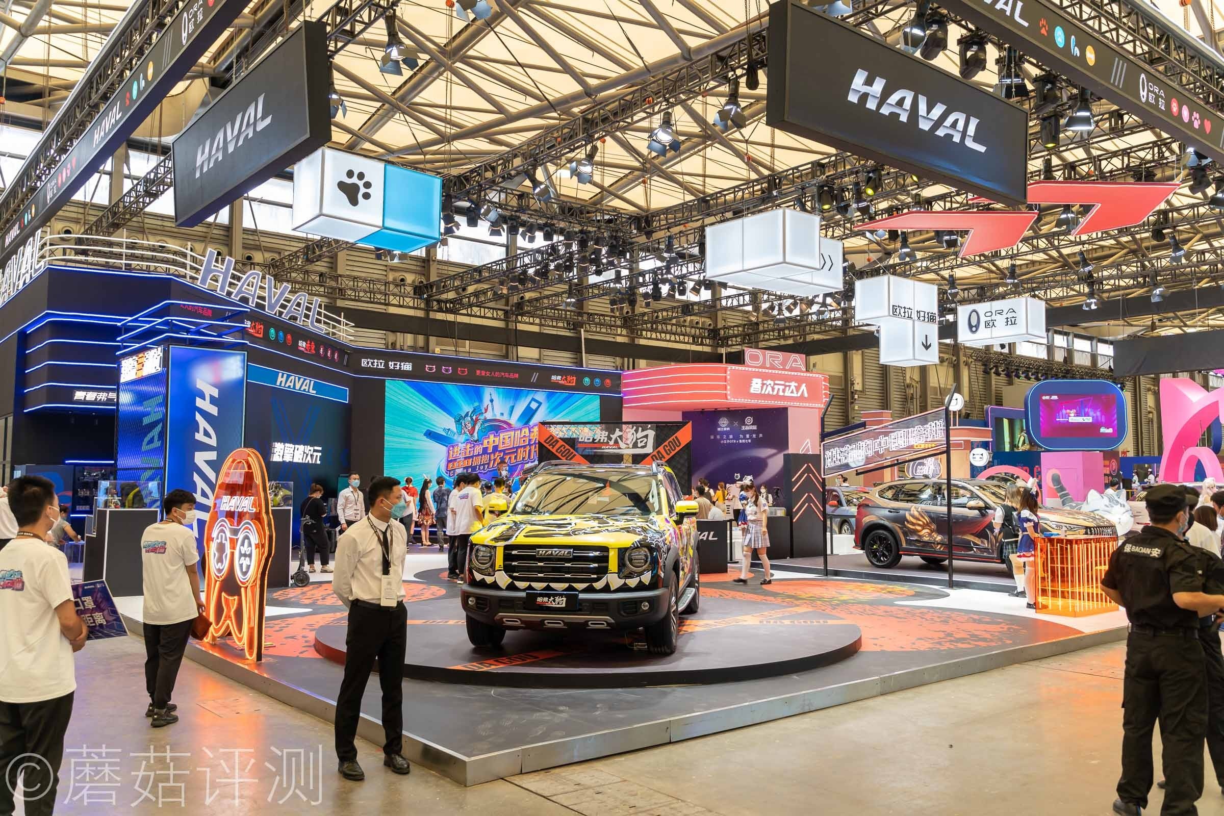 又有啥好玩的？蘑菇带你逛ChinaJoy2021，硬件、车和漂亮的小姐姐