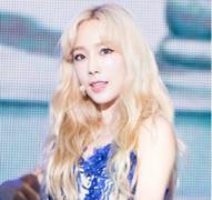 边伯贤最近照片,边伯贤现在照片