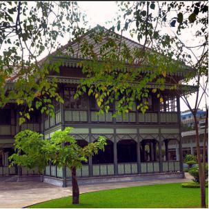 实木家具各种木材的价格,实木家具十万贵么