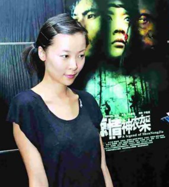 凤凰卫视女主持人柯蓝,柯蓝至今未婚