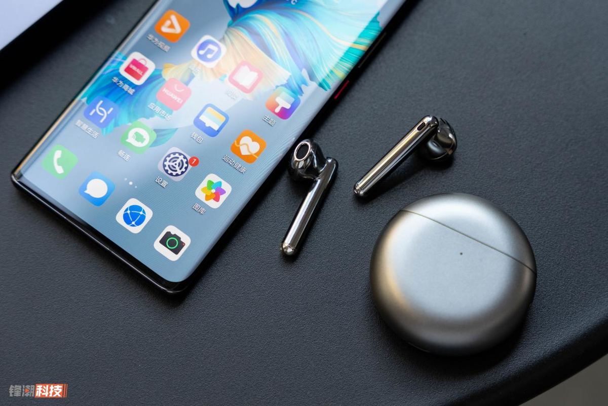 降噪耳机推荐华为freebuds5i,freebuds4i降噪多少分贝