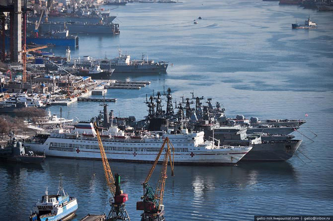 海参崴百万平方公里,俄罗斯海参崴有几个城市