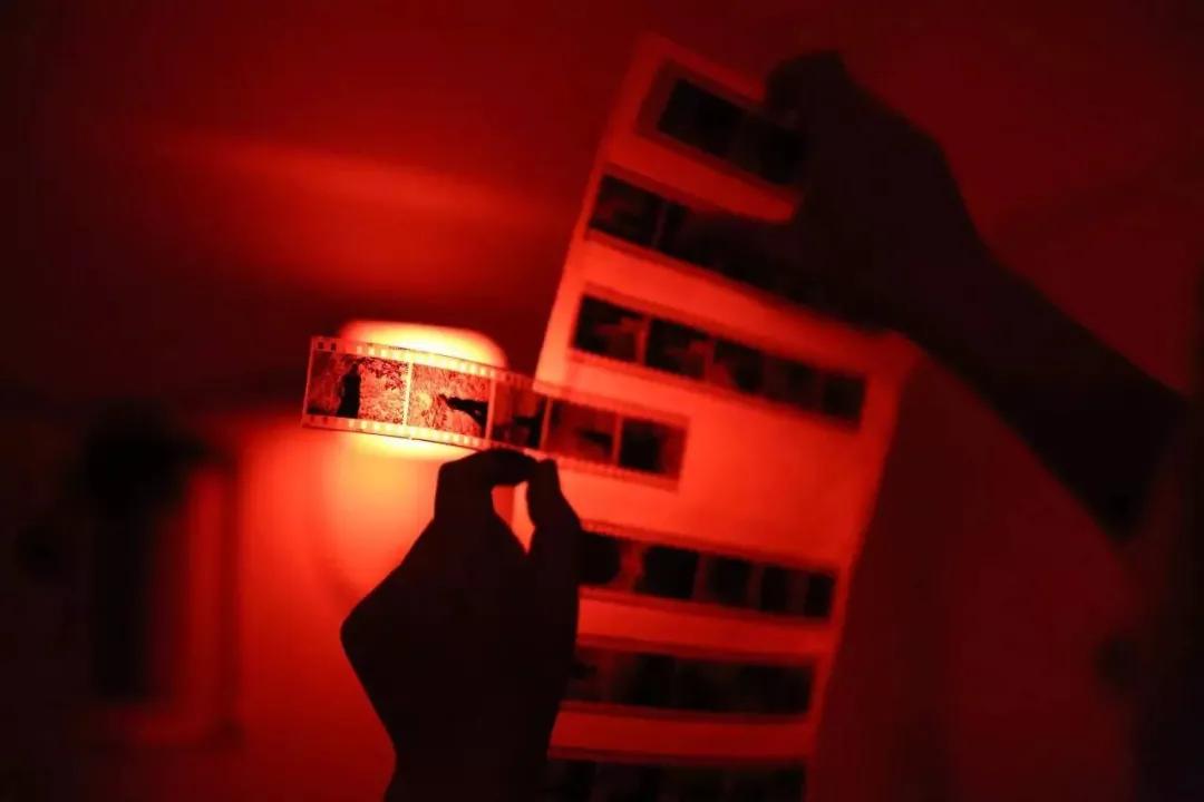 五六十年代可以随便拍照吗,70年代拍照留念