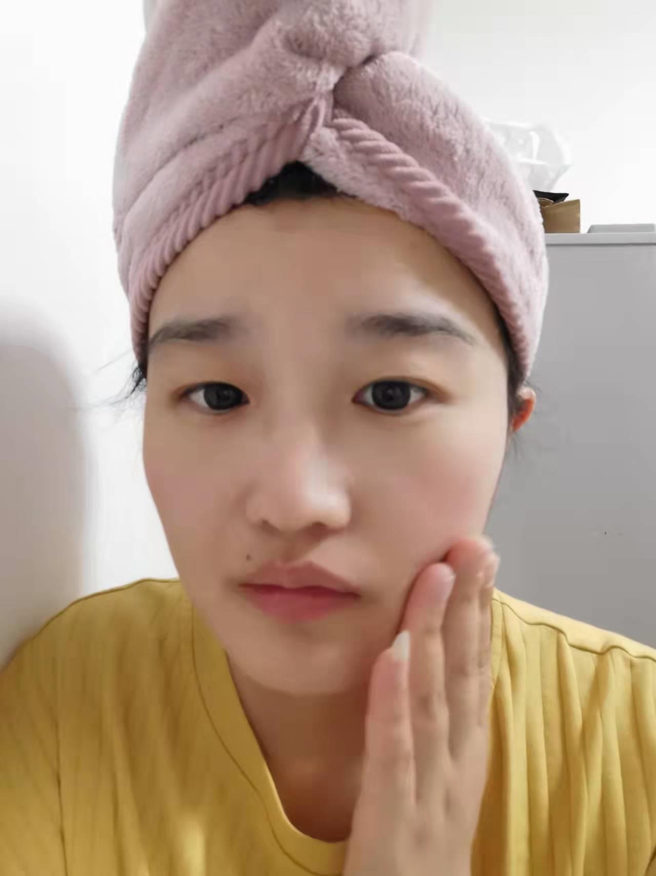 净透皮肤，瓷感肌肤，BM肌活衡肤瓷感动力肌底液送妹纸再合适不过