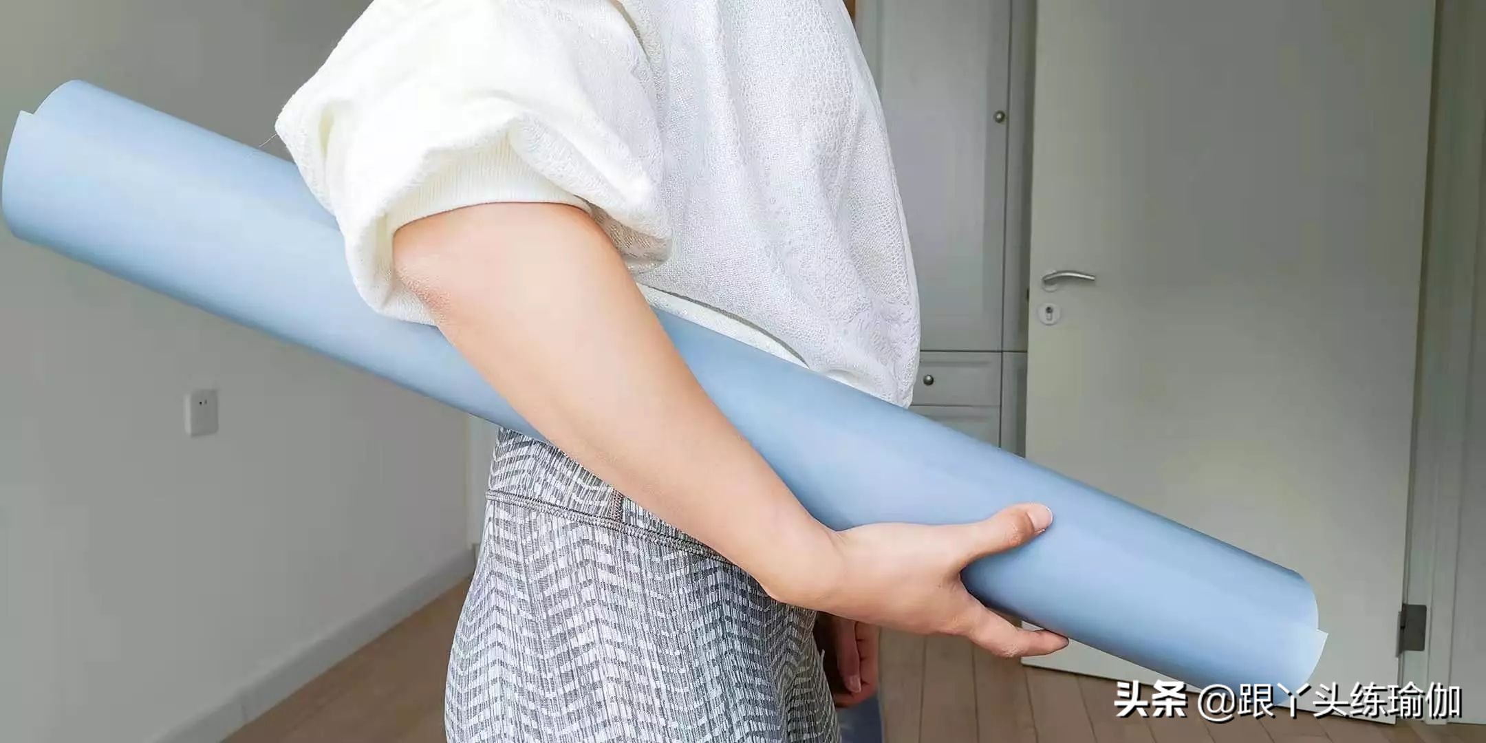 天然橡胶瑜伽垫清洗方法,橡胶瑜伽垫可以水洗吗