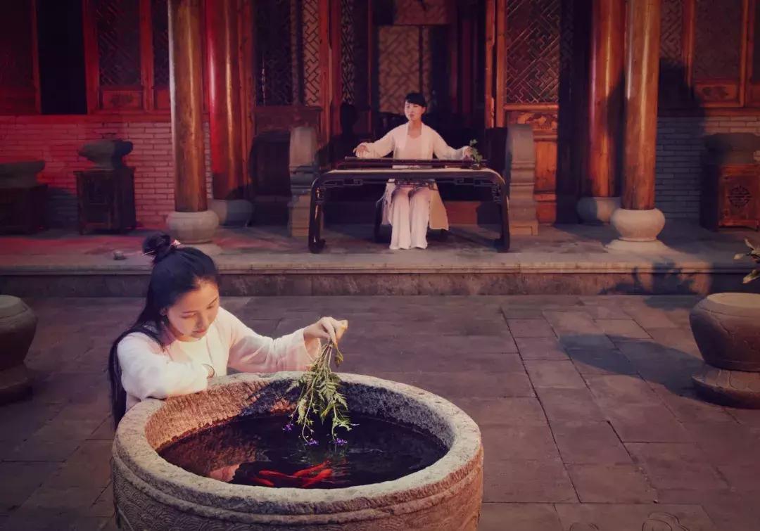 最美诗经十三首一生至少读一次,中国最美的10篇古文鉴赏