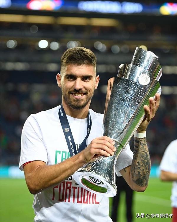 fm足球经理单赛季排行榜,fm足球经理历年妖人