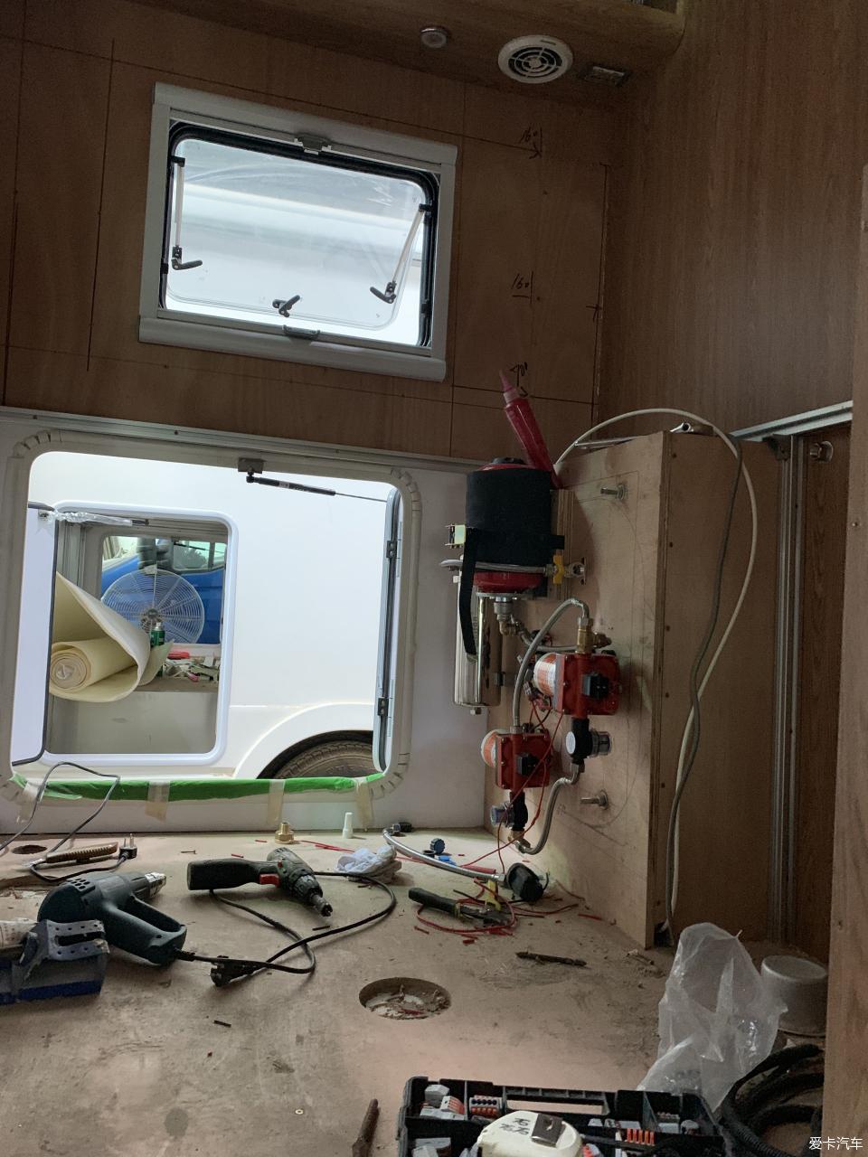 2.0t发动机搭载爱信8at变速箱suv,3.0t柴油v6发动机8at变速箱的车