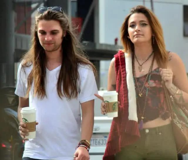 迈克尔·杰克逊唯一女儿,当年自杀未遂,如今22岁美到认不出