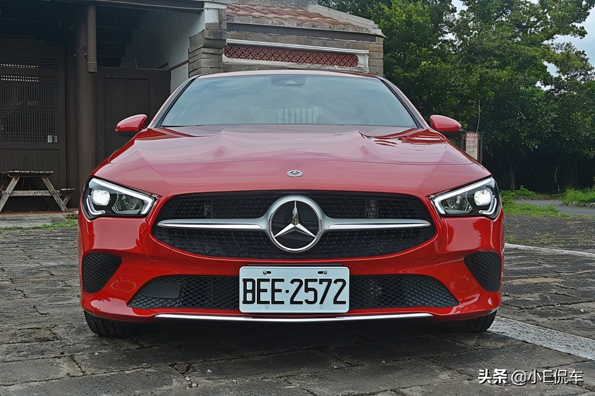 奔驰cla200动感和时尚的区别,新款奔驰cla200试驾视频