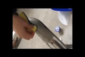 不锈钢锅生锈烧黑了怎么清洗,不锈钢锅用前怎么处理才不生锈