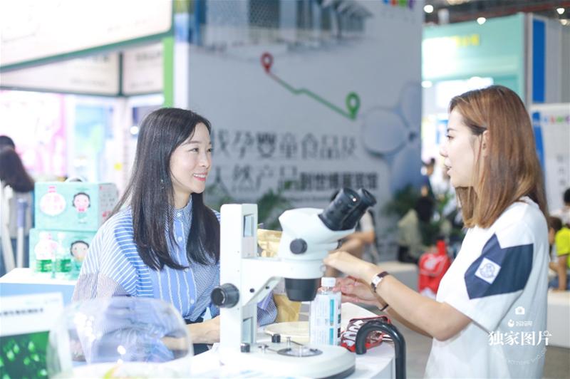 妈妈网携手水中银小鱼亲测,开启母婴行业新卓越品质时代