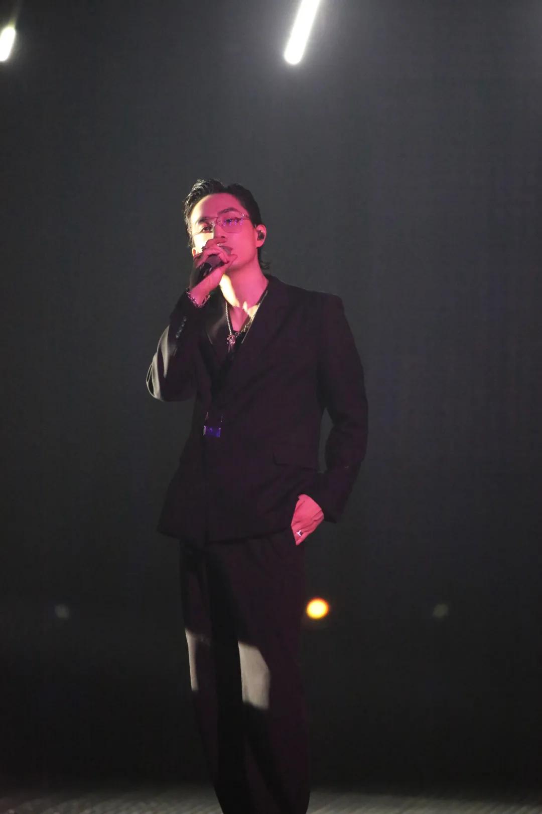 最近抖音很火的斯文败类古装,抖音最火斯文败类