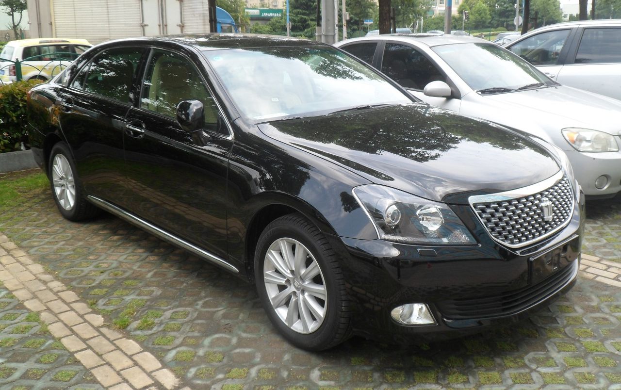 14代皇冠哪一年停产的,现在14代皇冠还值得买吗