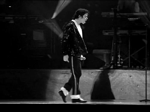 迈克尔杰克逊逝世10周年,迈克尔杰克逊逝世13周年