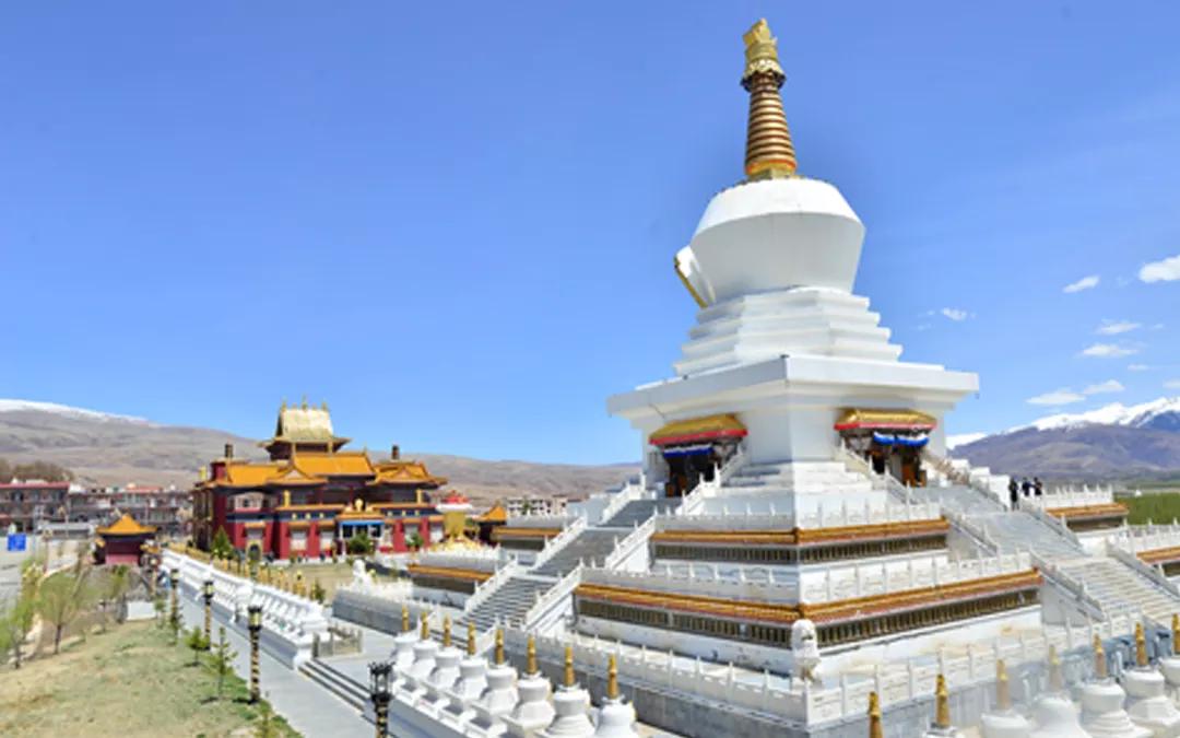 西藏墨石公园怎么去,西藏墨石公园旅游攻略