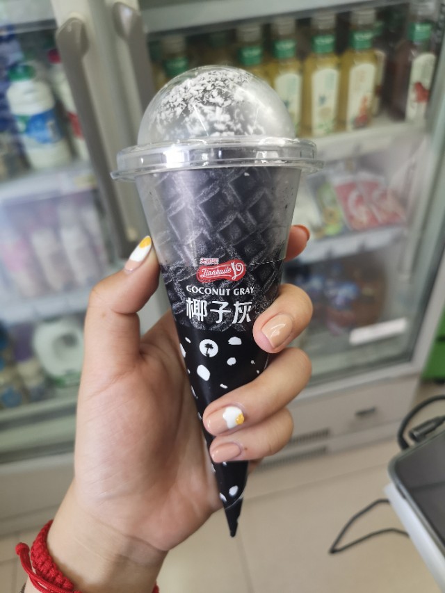 网红雪糕大测评罗淋罗,网红雪糕大测评和雪糕盲盒