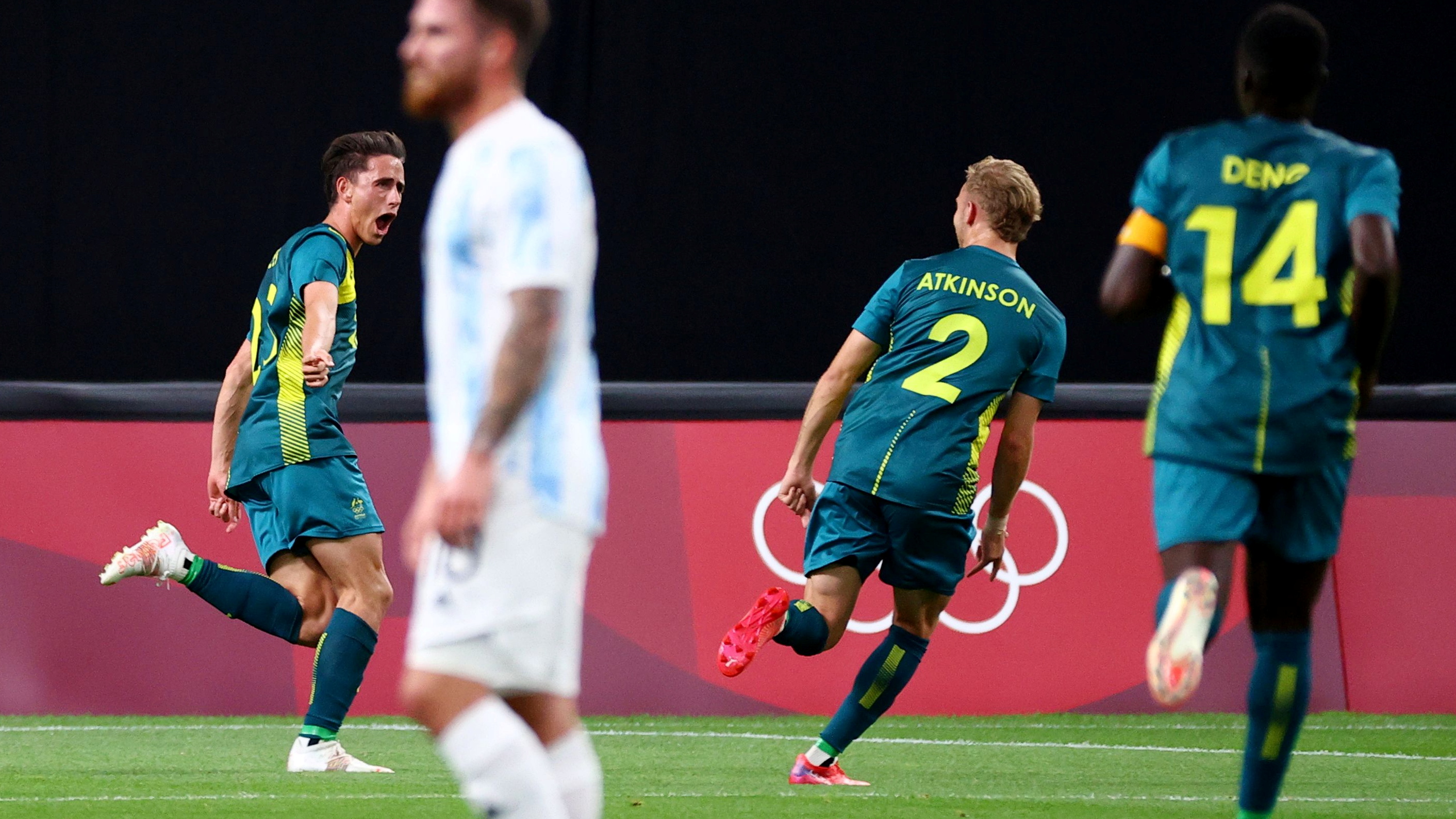 奥运男足爆冷,爆冷奥运冠军