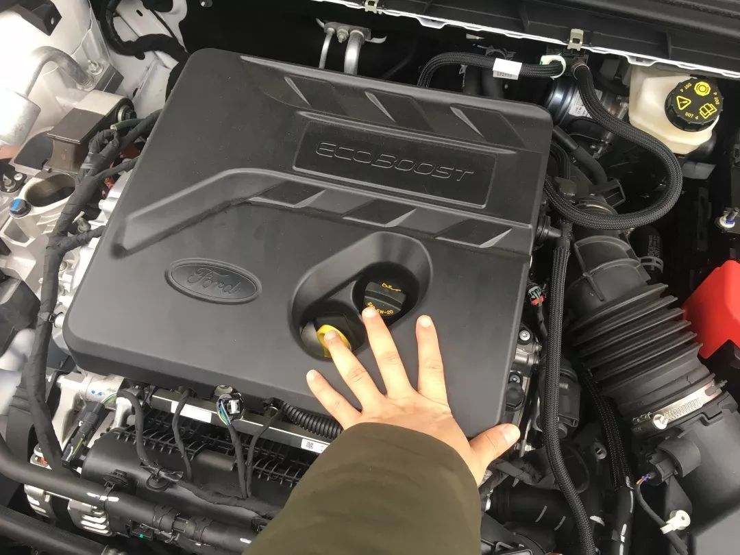 试驾小钢炮全新福克斯active,试驾新福克斯