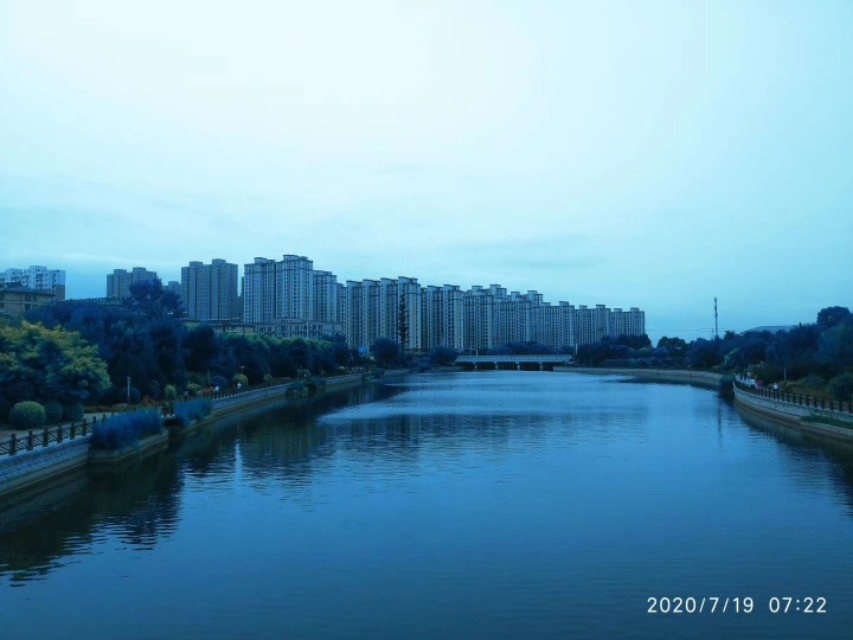 不解风情的雨季,不解风情的风