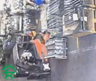 叉车操作事故……这不是意外，而是“自杀”