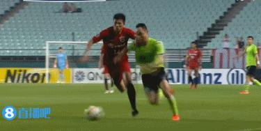 亚冠韩国打架,亚冠全北对上港现场直播