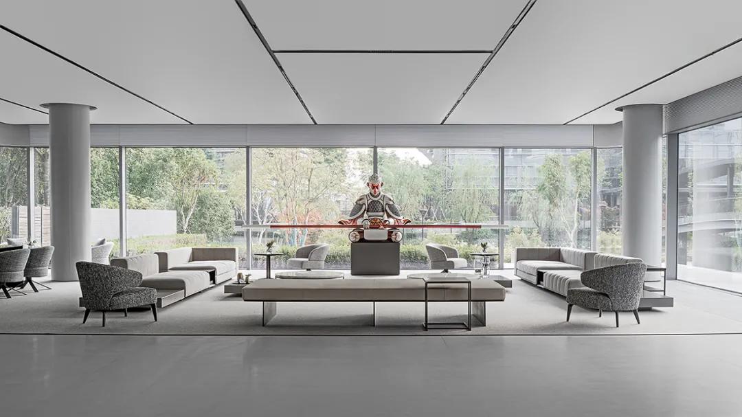 首发|上海黑泡泡：探索简学实义，寻得一方宁“净”